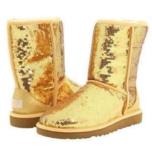 UGG Classic Short gold sequin sheepskin boots. 💛